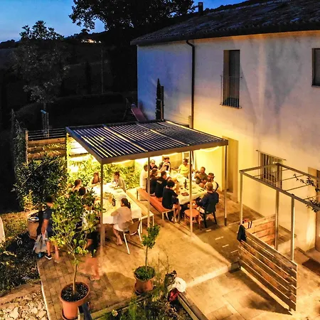 Spacious Countryside Retreat * Montefiore Conca